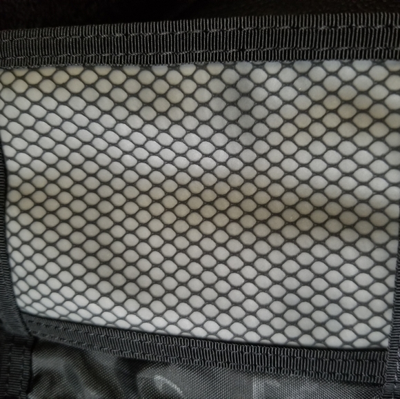 Oakley wallet - Picture 3 of 8